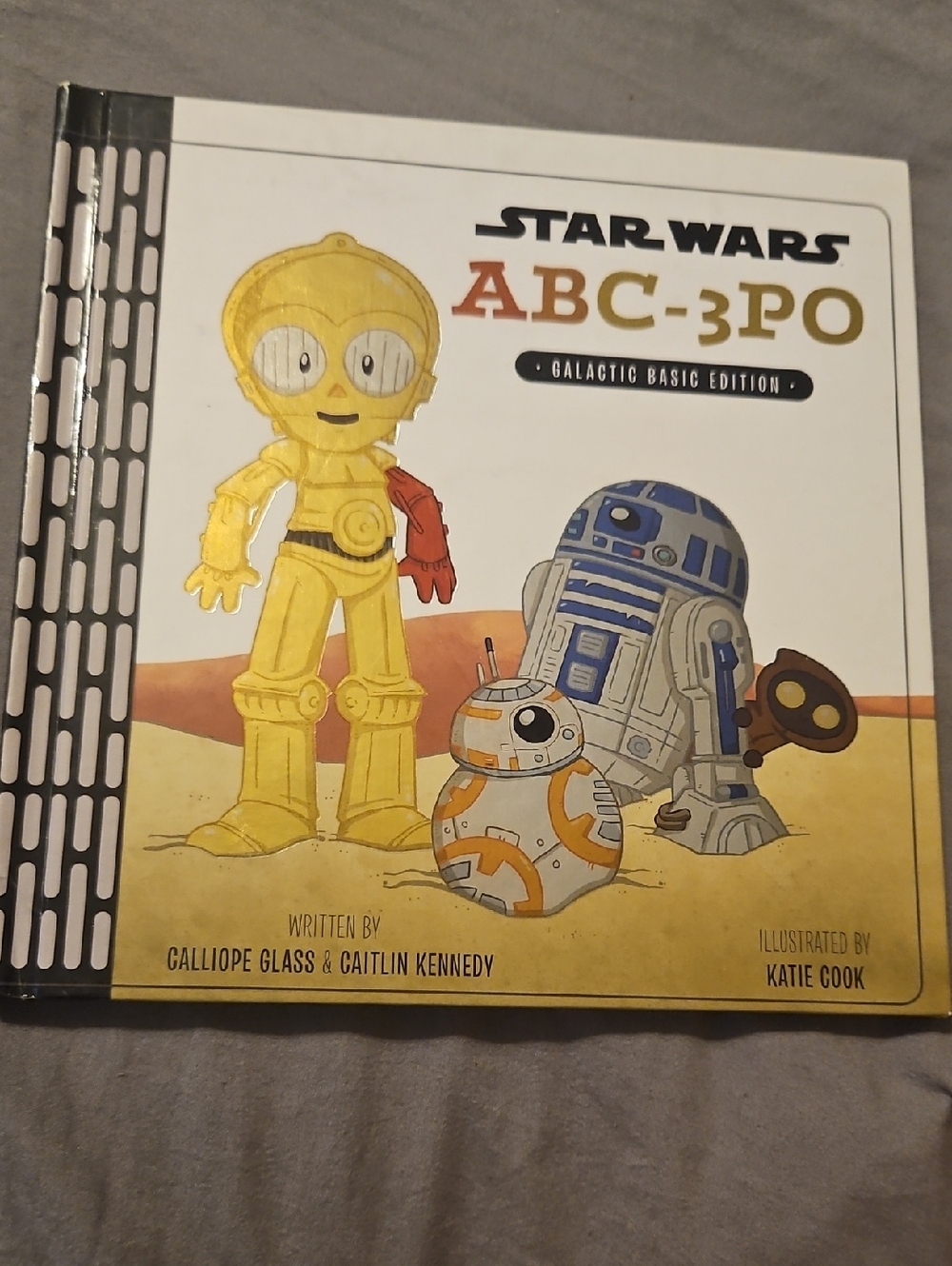 Star Wars ABC-3PO Kids Book - Yellow C-3PO with Blue R2-D2 and Orange BB-8